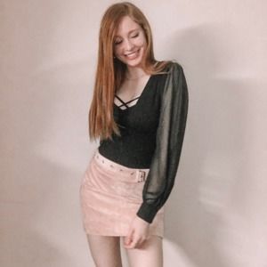 Meet your Posher, Posh